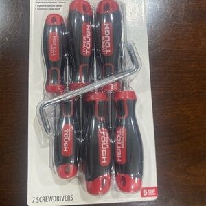 Hyper Tough Red and Black Screwdriver Set